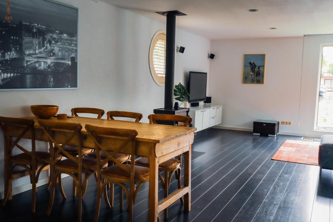 Beautiful Houseboat In The Centre Of Leiden ライデン エクステリア 写真