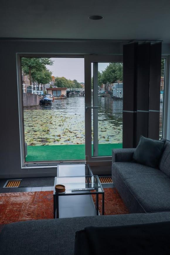 Beautiful Houseboat In The Centre Of Leiden ライデン エクステリア 写真